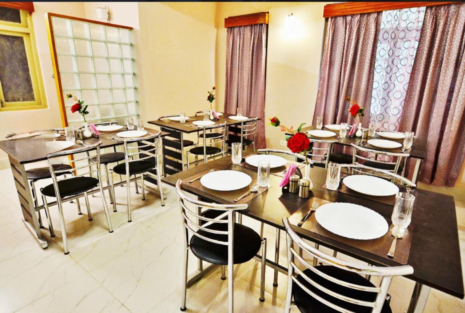 Hotel Powring Gangtok Exteriör bild