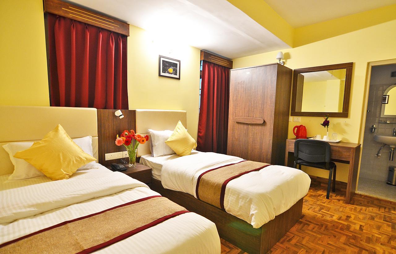 Hotel Powring Gangtok Exteriör bild